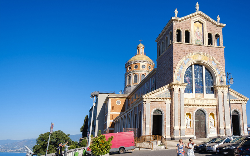 The Bay of Tindari, from the Sanctuary of the Black Madonna to the Gulf of Patti